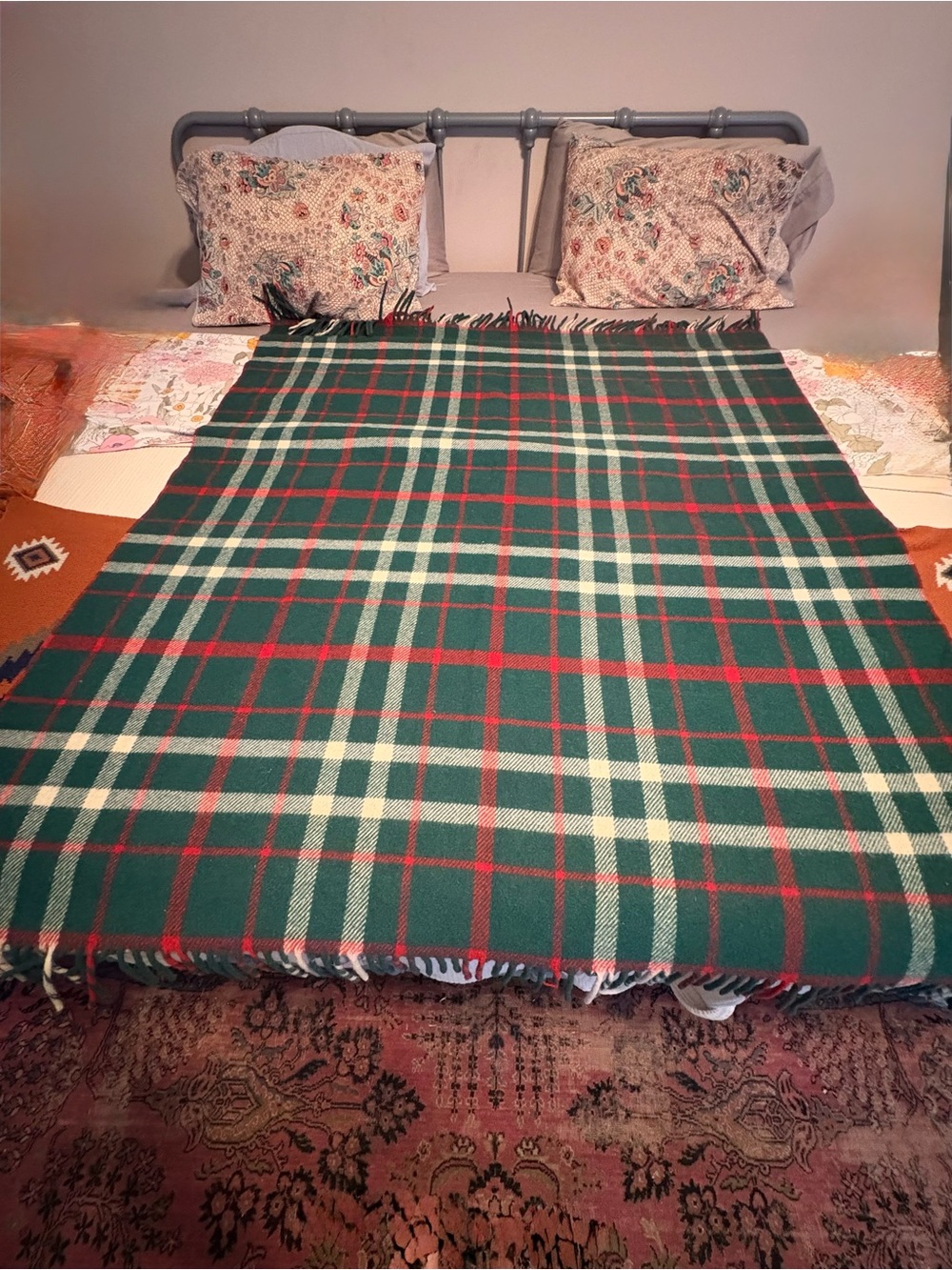 Green Plaid Fringe Throw Blanket - Cozy Holiday Bedspread